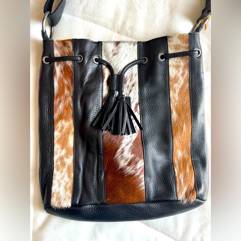 STS Ranchwear Cowhide Bucket Bag